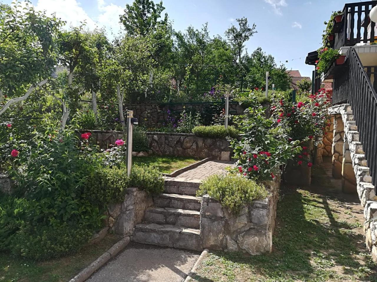 Apartment Bozic 弗尔博夫斯科 外观 照片