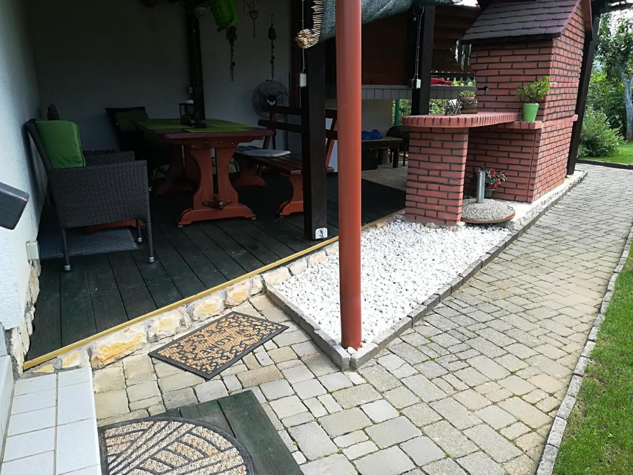 Apartment Bozic 弗尔博夫斯科 外观 照片
